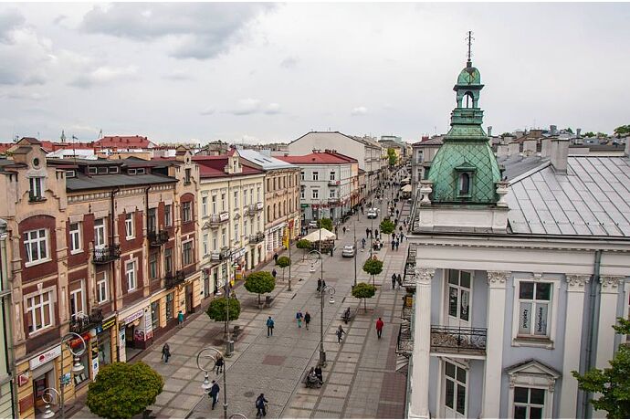 Ulica Sienkiewicza – reprezentacyjny deptak Kielc